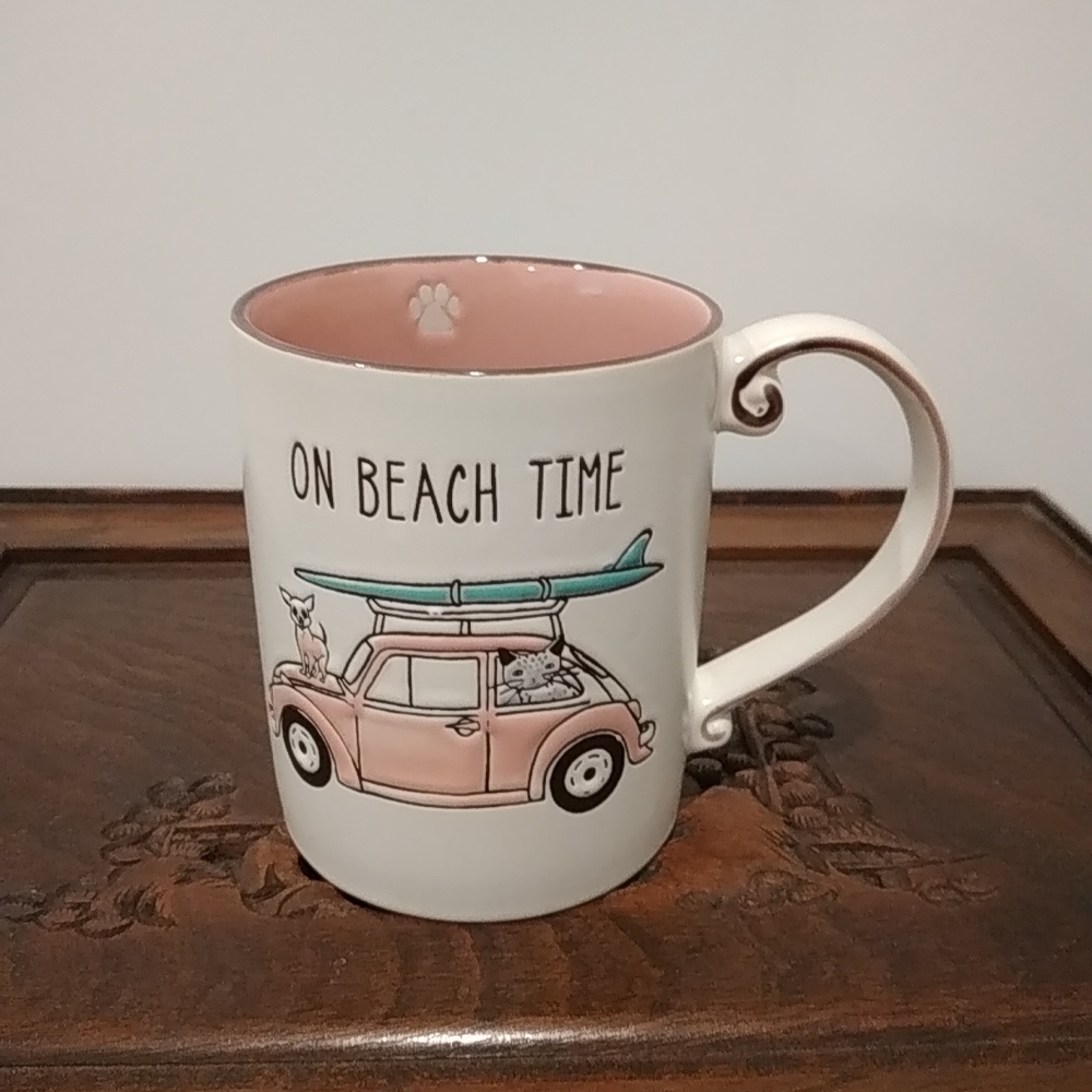Beach Time Mug with Surfiboard Beetle Chihuahua And Cat Design